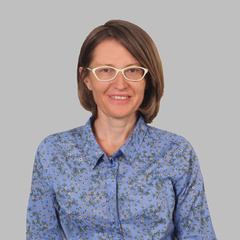 Professor Jerneja Kavčič