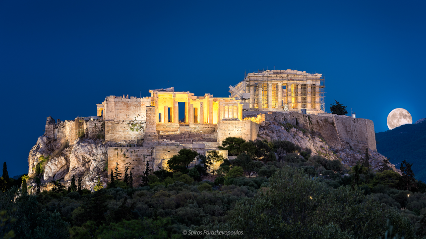 The Acropolis at Night - Spirosparas, CC BY-SA 4.0 <https://creativecommons.org/licenses/by-sa/4.0>, via Wikimedia Commons